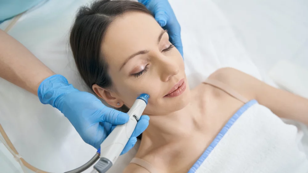 Image for HydraFacial vs. Traditional Facials: Which One is Right for You?